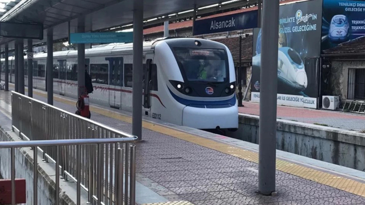 İzmir’de ulaşım ücretlerine zam geldi