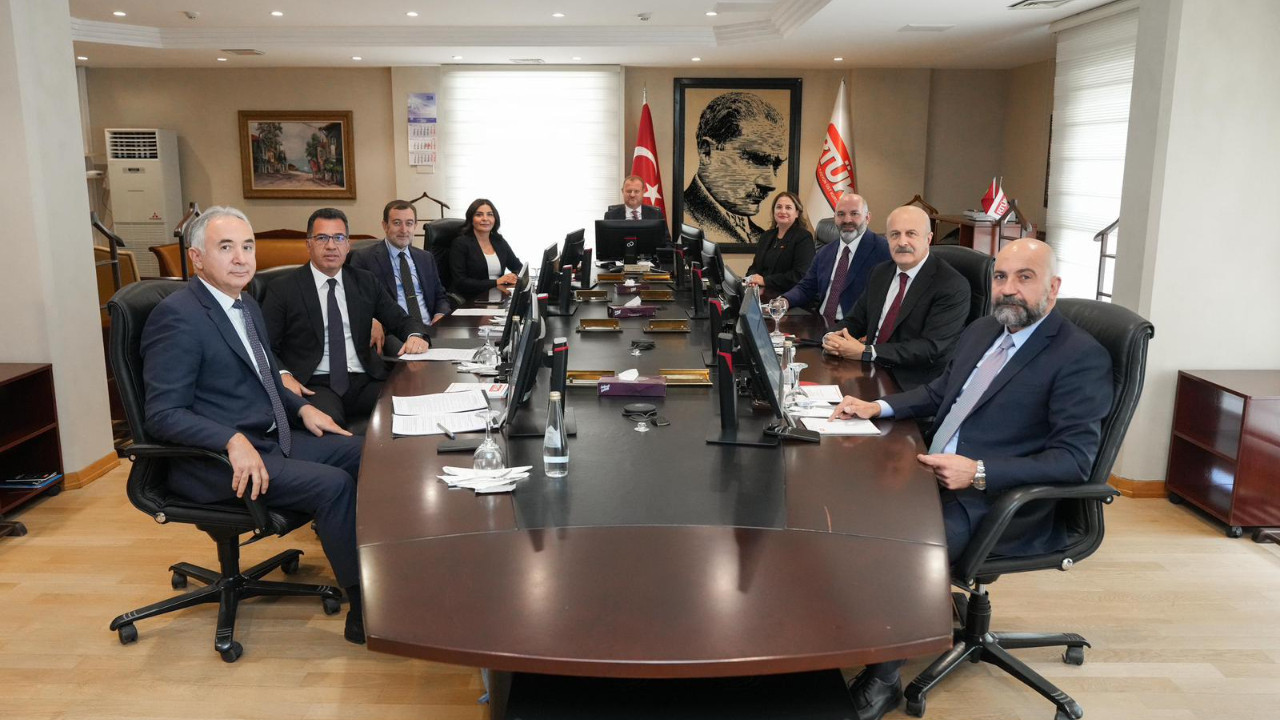 RTÜK'te tarihi seçim: 31 yıl sonra ilk kez bir kadın başkan vekili seçildi