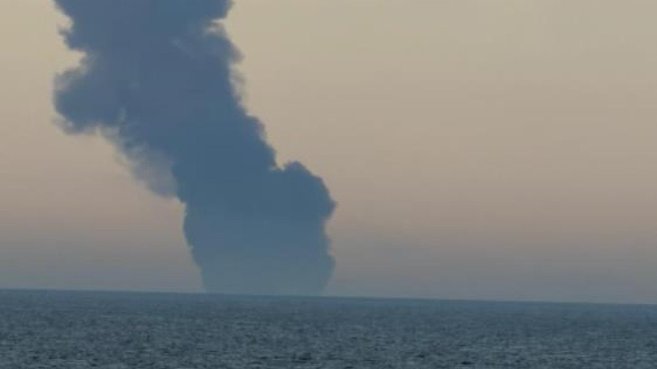 Kandıra açıklarında gemi yangını! Bölgeye çok sayıda ekip sevk edildi