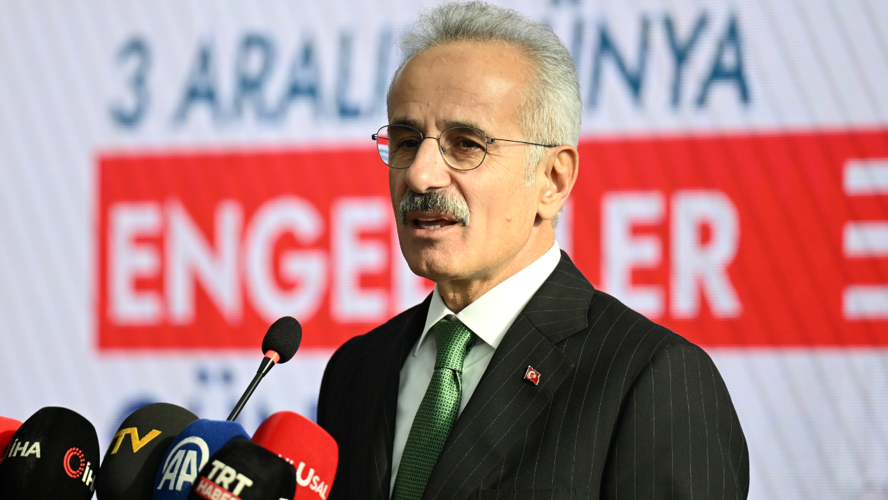 Bakan Uraloğlu açıkladı: Son 10 yılda 10 milyonu aşkın engelli yolcu trenlerde ücretsiz seyahat etti