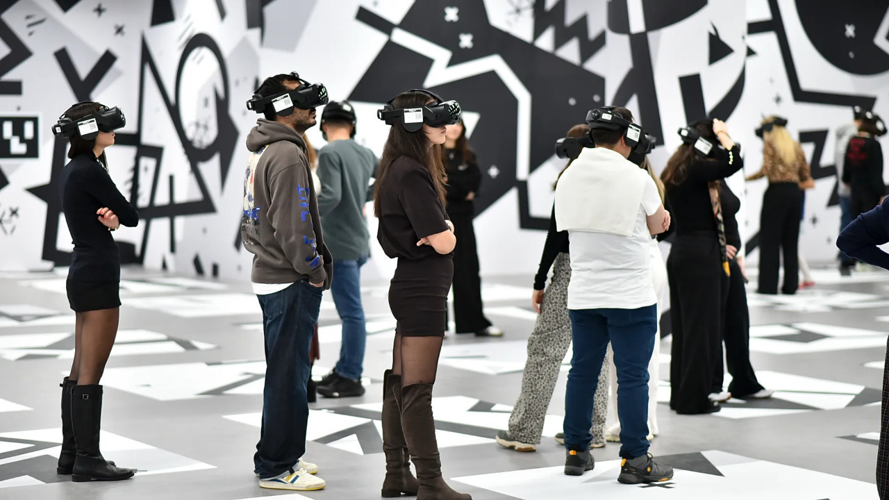 Türkiye’nin ilk sanal gerçeklik müzesi Galataport’ta açıldı