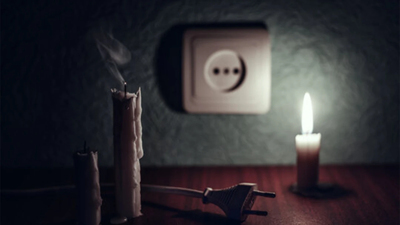 Yarın elektrikler gün boyu olmayacak: Kesinti listesi açıklandı