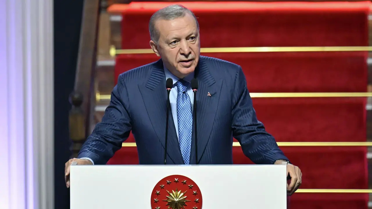 Cumhurbaşkanı Erdoğan'dan açıklamalar: ''TİSK elini taşın altına koymalı''
