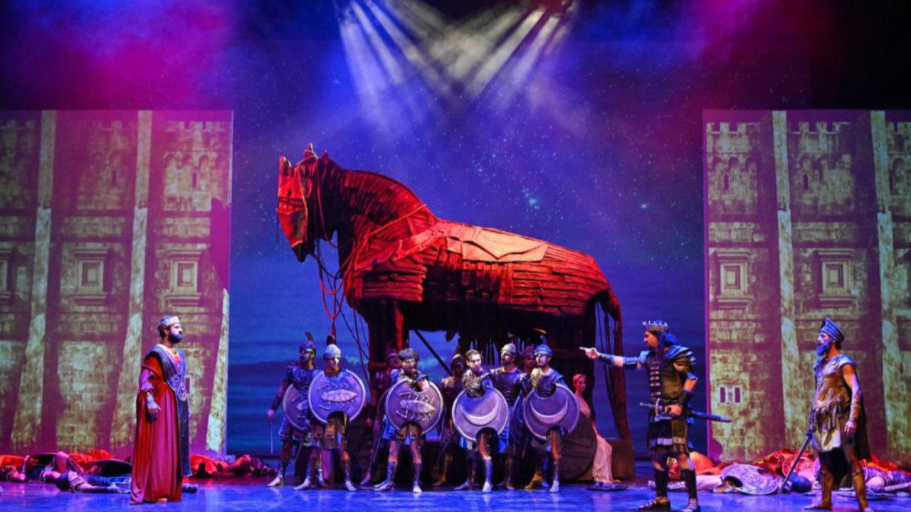 Bakan Ersoy duyurdu: Türkiye, kültürel mirasını Roma'ya taşıyor