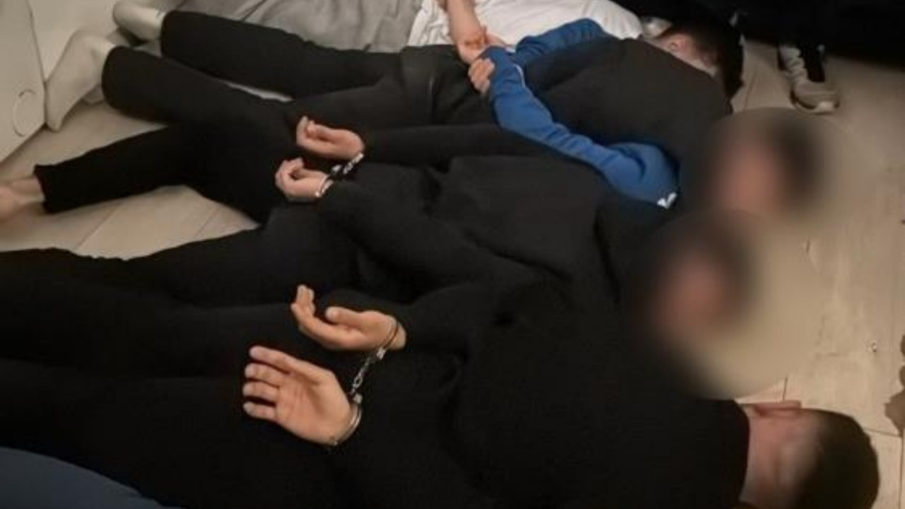 İstanbul’da yeni nesil suç örgütüne darbe: 4’ü çocuk 25 şüpheli gözaltında