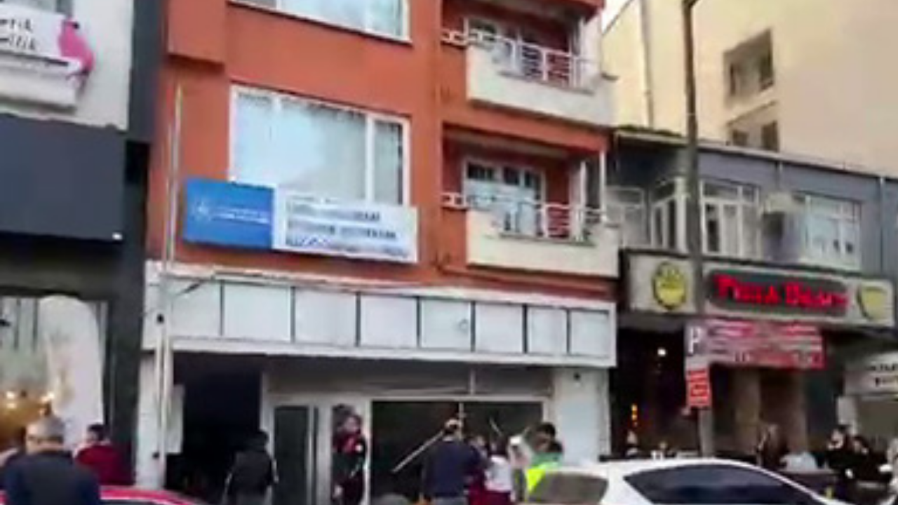 Özel yurtta yangın paniği: 4 öğrenci dumandan etkilendi