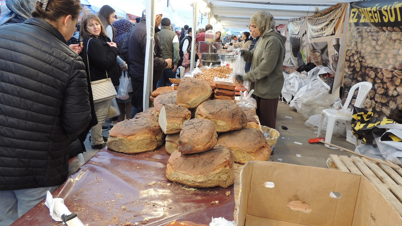 Hatay İskenderun’daki gastronomi fuarı esnafın yüzünü güldürdü
