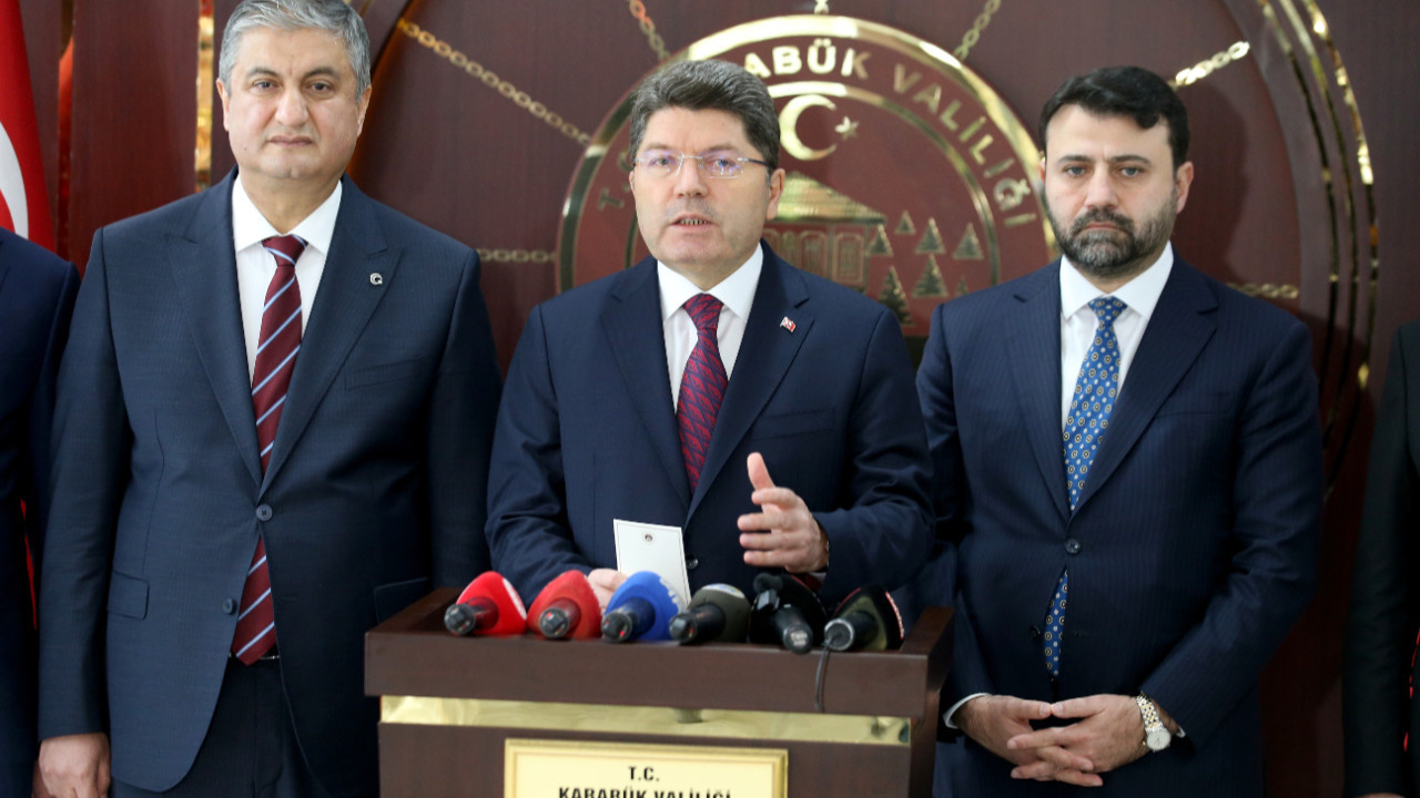 Adalet Bakanı Tunç açıklamalarda bulundu: Kovid düzenlemesi kimleri kapsıyor, magandalara ne ceza verilecek?