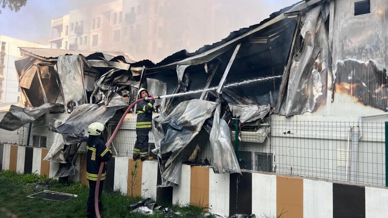 Hatay’da işçilerin kaldığı konteynerde yangın çıktı