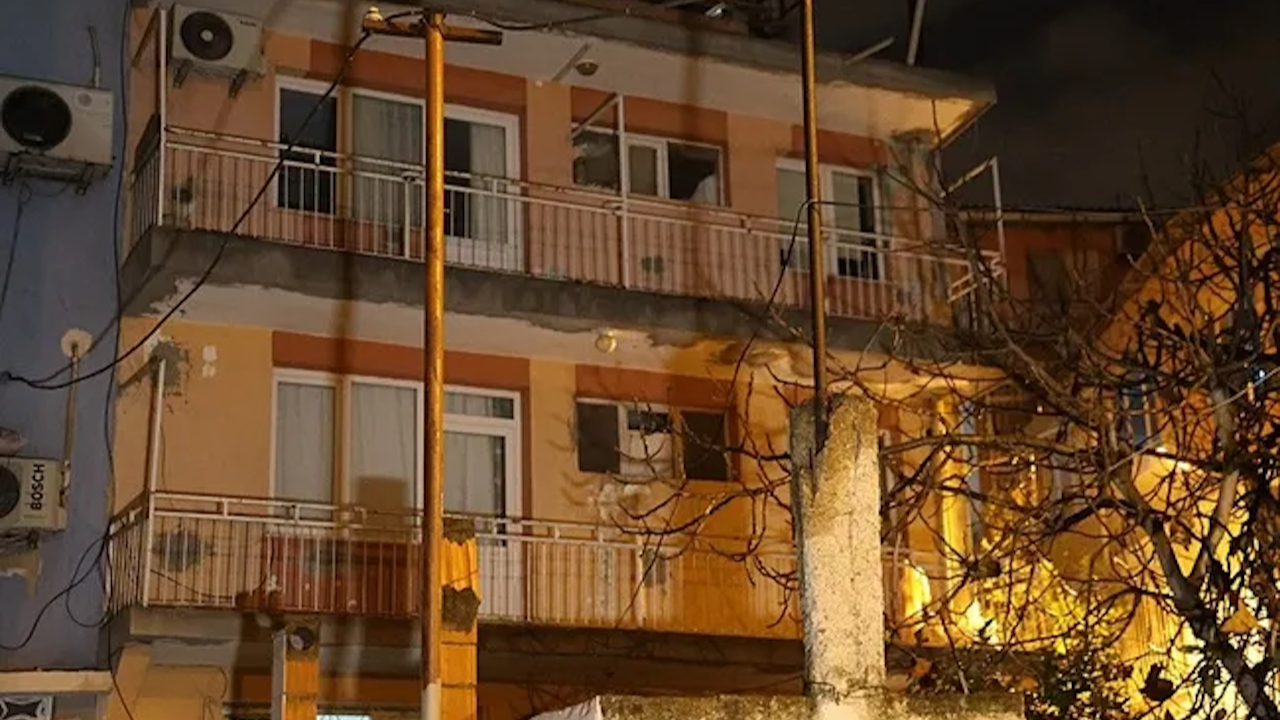 İzmir'de kan donduran cinayet: Hırsızlık için girdikleri evde 81 yaşındaki adamı öldürdüler