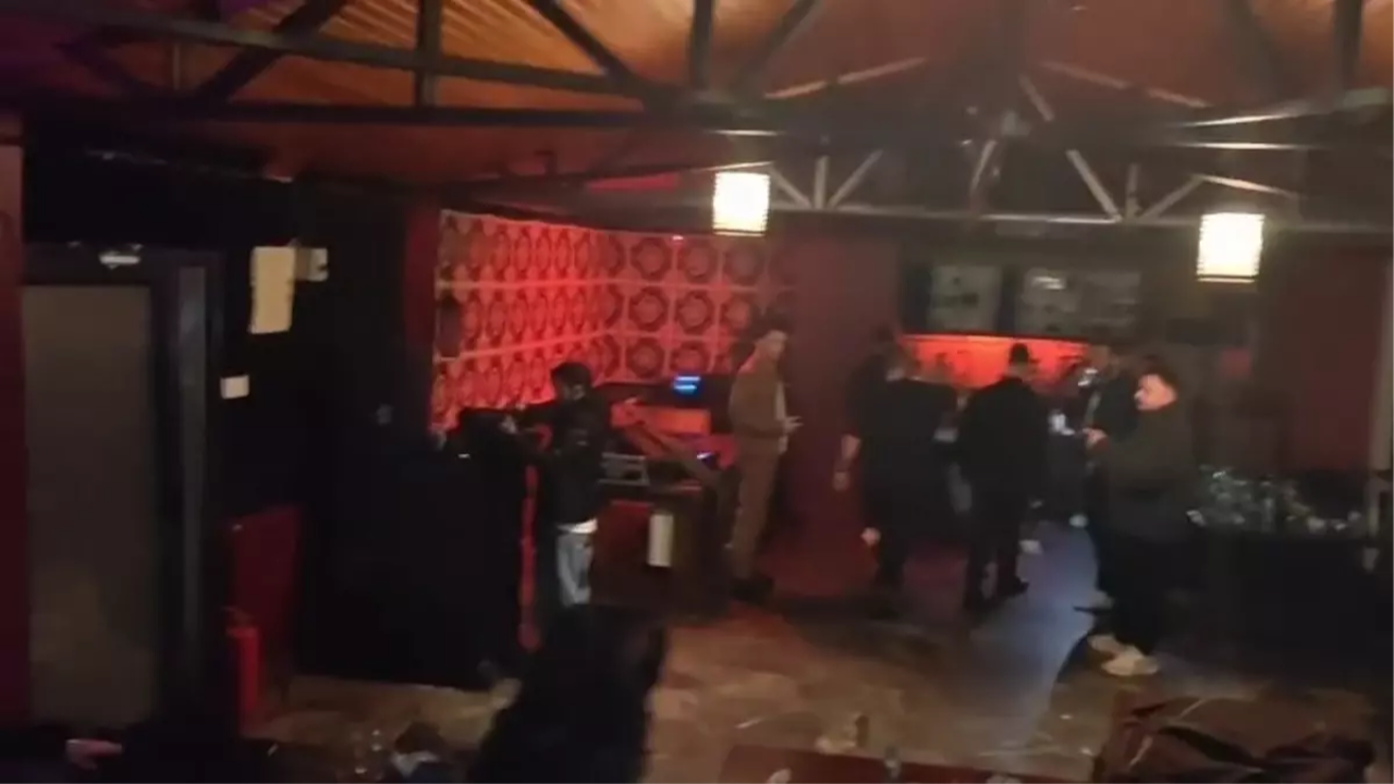 İstanbul'da 34 eğlence mekanına uyuşturucu operasyonu: 17 gözaltı