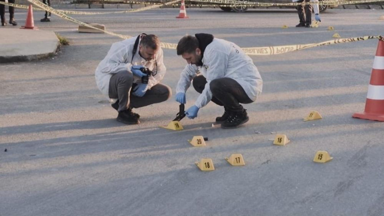 İETT durağında silahlı saldırı: Taciz ettiği öğrenciye kurşun yağdırdı