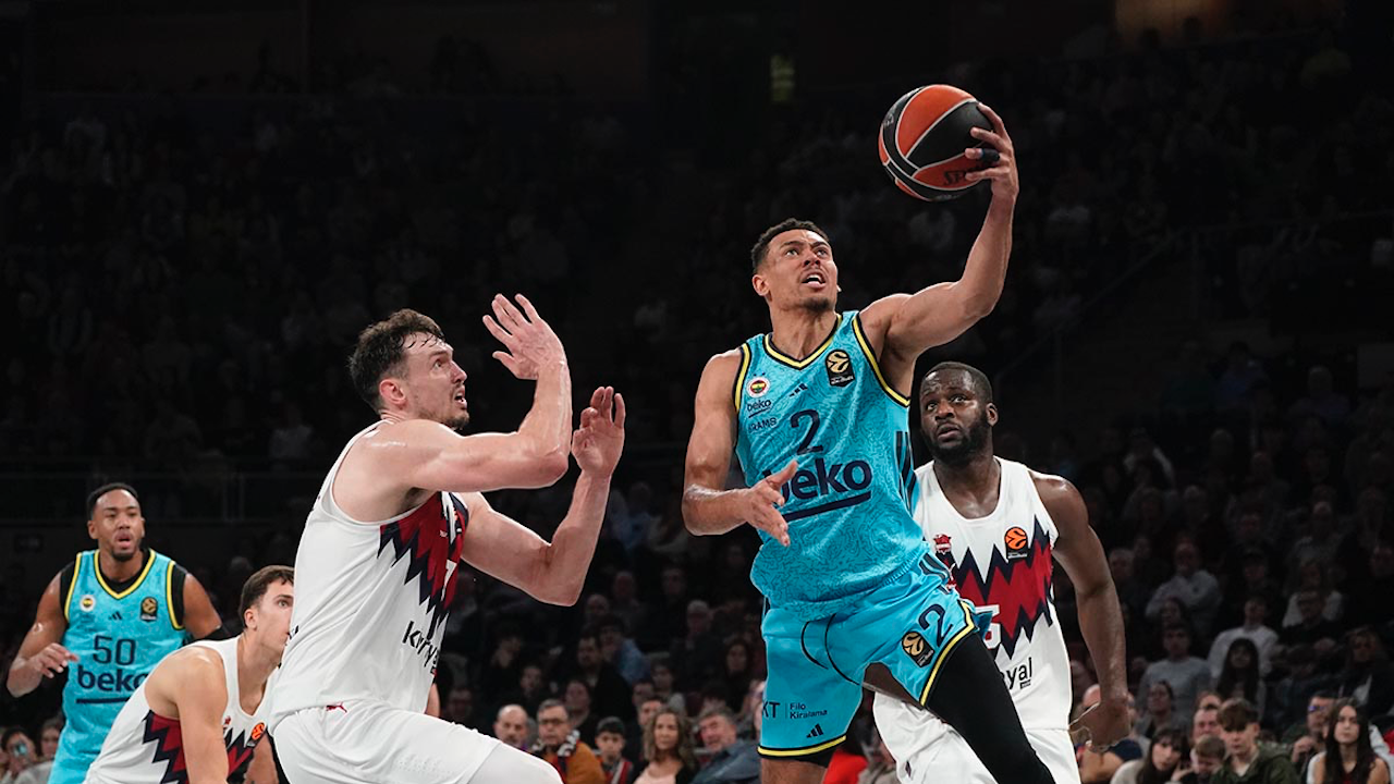 Baskonia 93-108 Fenerbahçe Beko (MAÇ SONUCU) | Kanarya İspanya’da fırtına gibi esti!