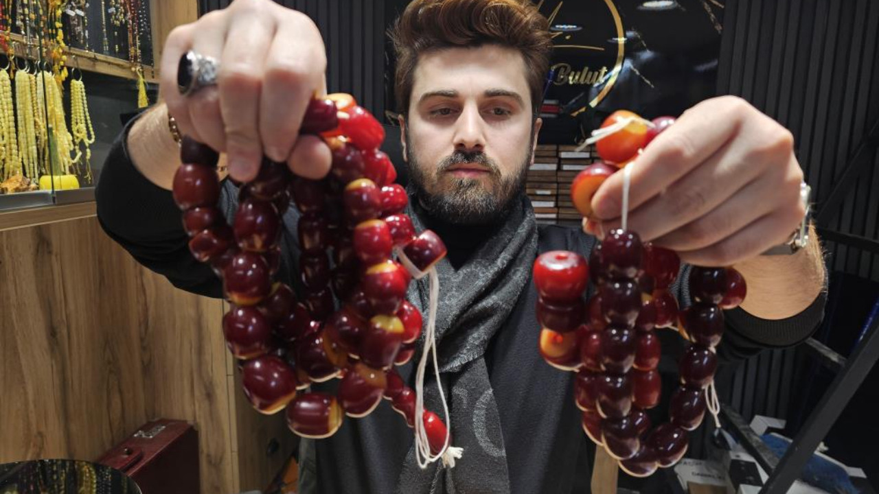 Değeri 90 bin dolar! 600 parça tarihi Osmanlı kehribarı, ustaların elinde yeniden şekillenecek