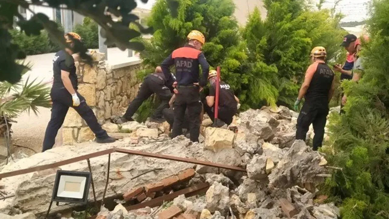 Dekoratif betonun yıkılması sonucu 2 kişi hayatını kaybetmişti: Sanık duruşmada bayıldı