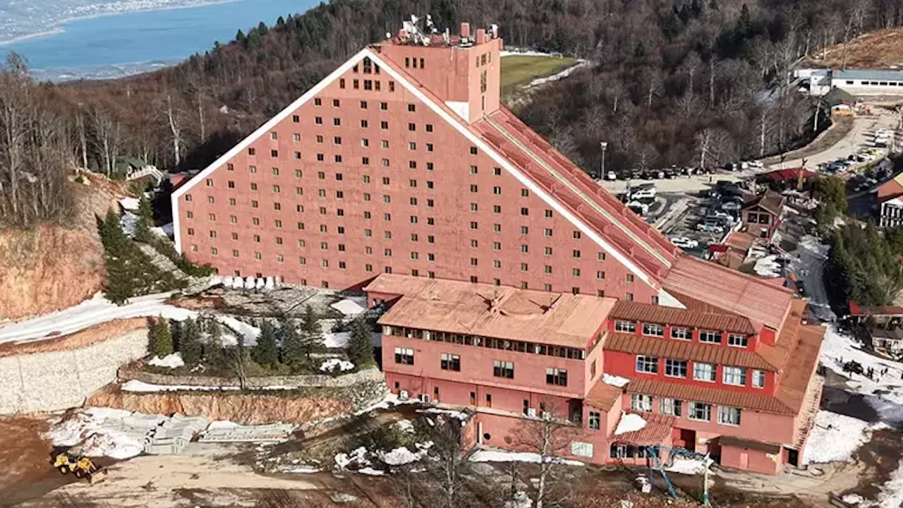 Kartepe zirvesindeki otel belediye tarafından mühürlendi