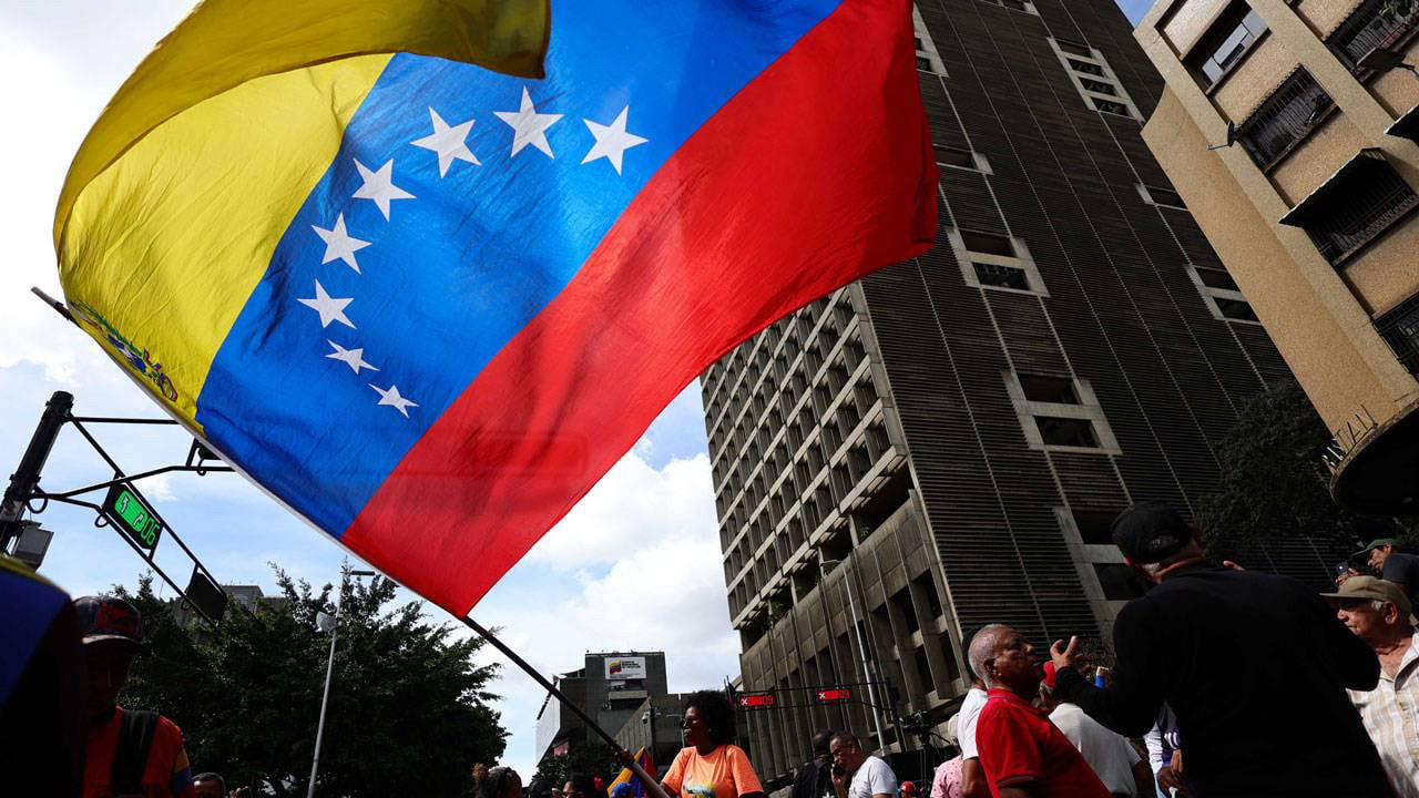 Vatandaşa sorduk: ABD'nin Venezuela saldırısına ne dediler?