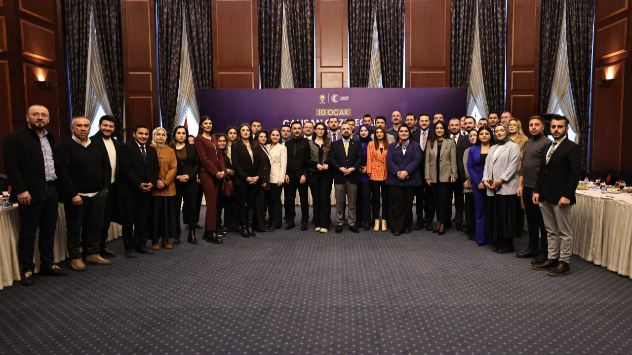 AK Parti Genel Başkan Yardımcısı Acar'dan Gazeteciler Günü buluşması