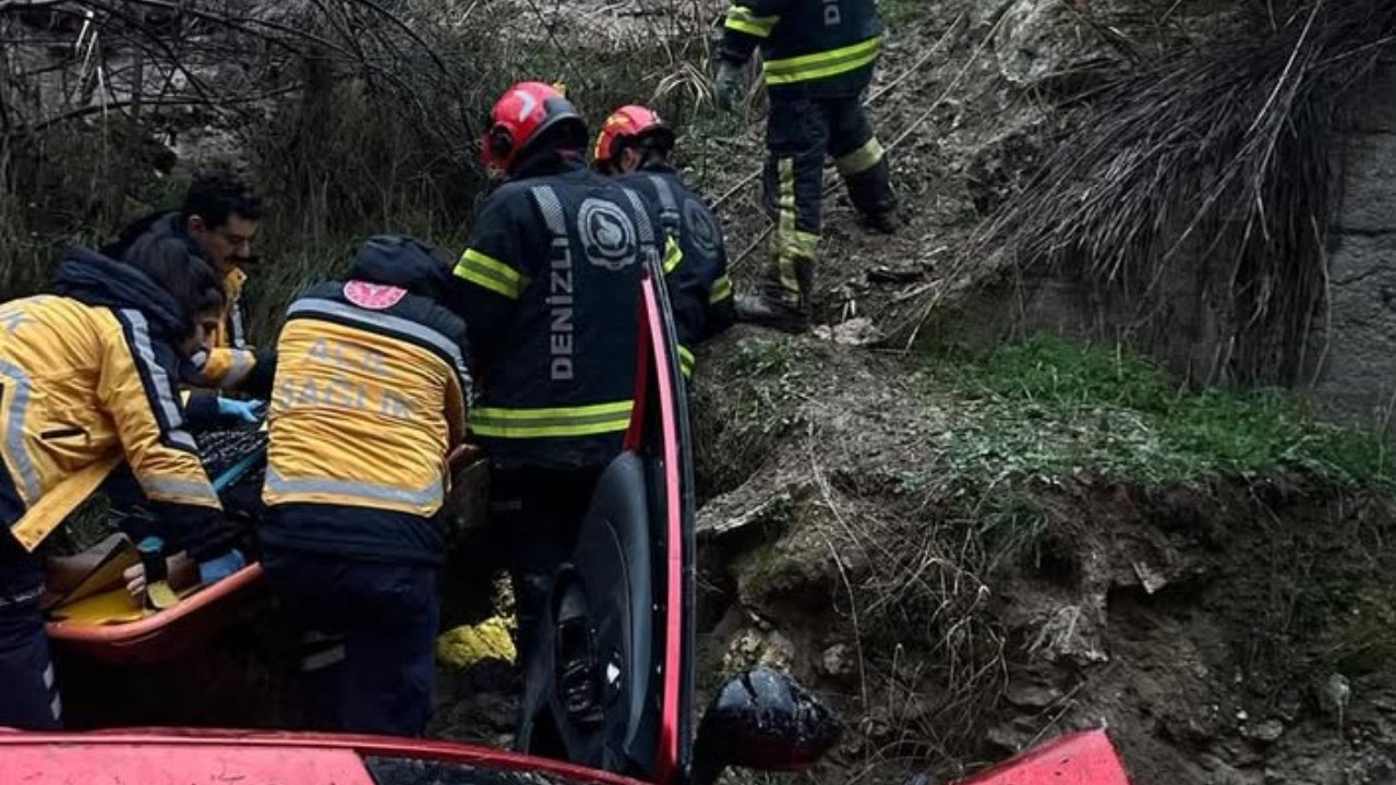 Denizli'de can pazarı! Otomobil 30 metrelik uçuruma uçtu