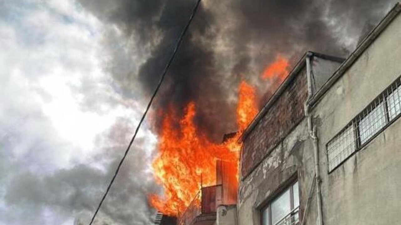 Türkiye'de bir ilkti: Diyarbakır'da Güvercin Oteli alevlere teslim oldu