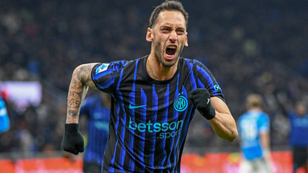 Inter'de şok sakatlık! Hakan Çalhanoğlu sahalardan ne kadar uzak kalacak?
