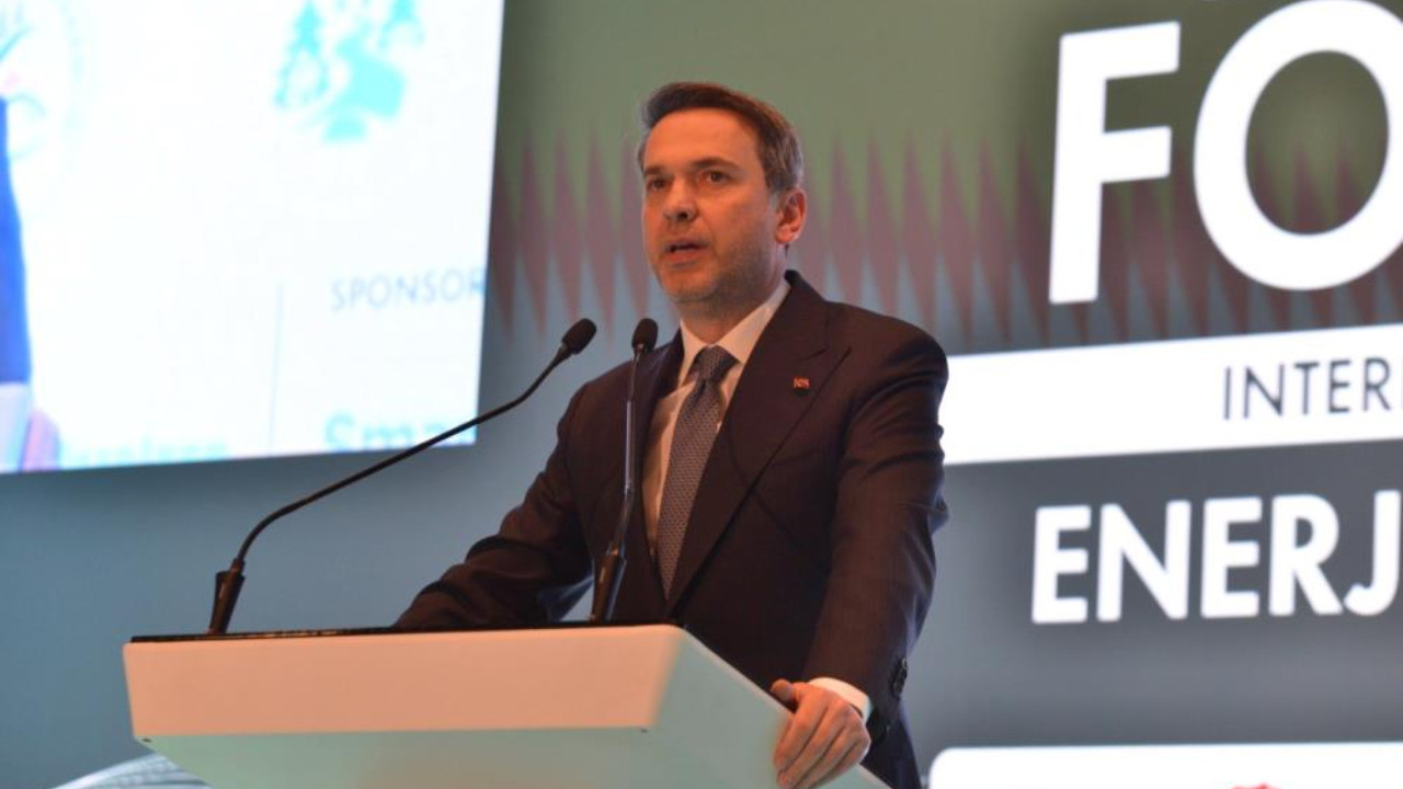 Bakan Bayraktar duyurdu: "Karadeniz'de keşif amaçlı altı yeni sondaj yapacağız''