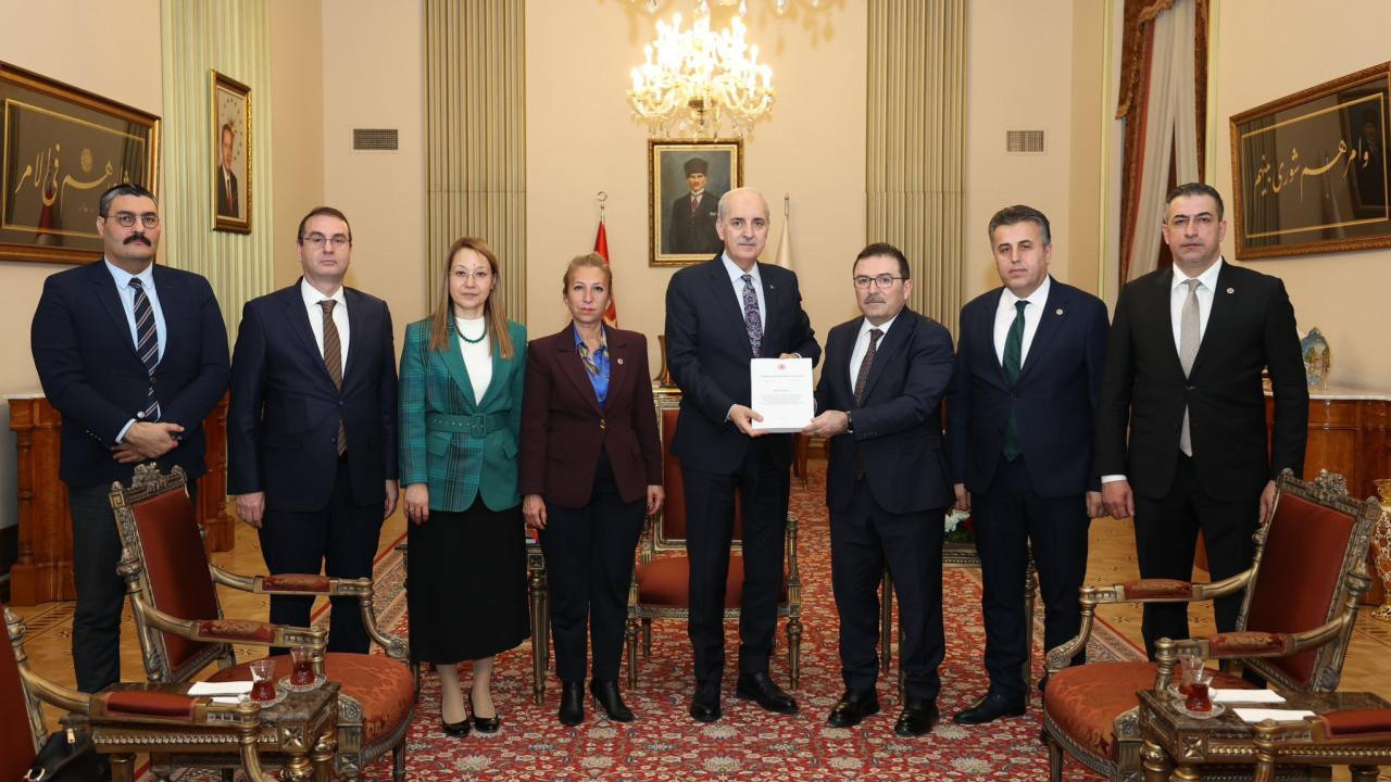 Kartalkaya’daki otel yangını raporu TBMM Başkanı Kurtulmuş’a sunuldu