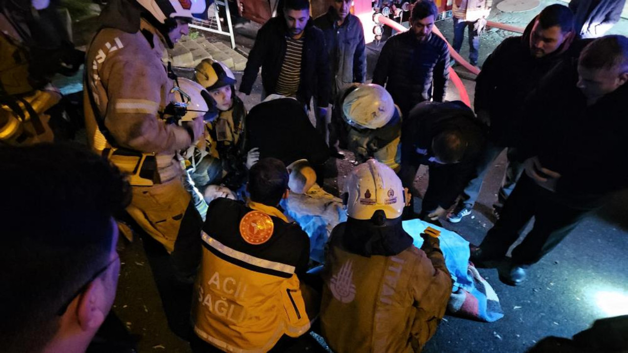 Eyüpsultan'da gecekondu yangını: 1 ölü, 1 yaralı