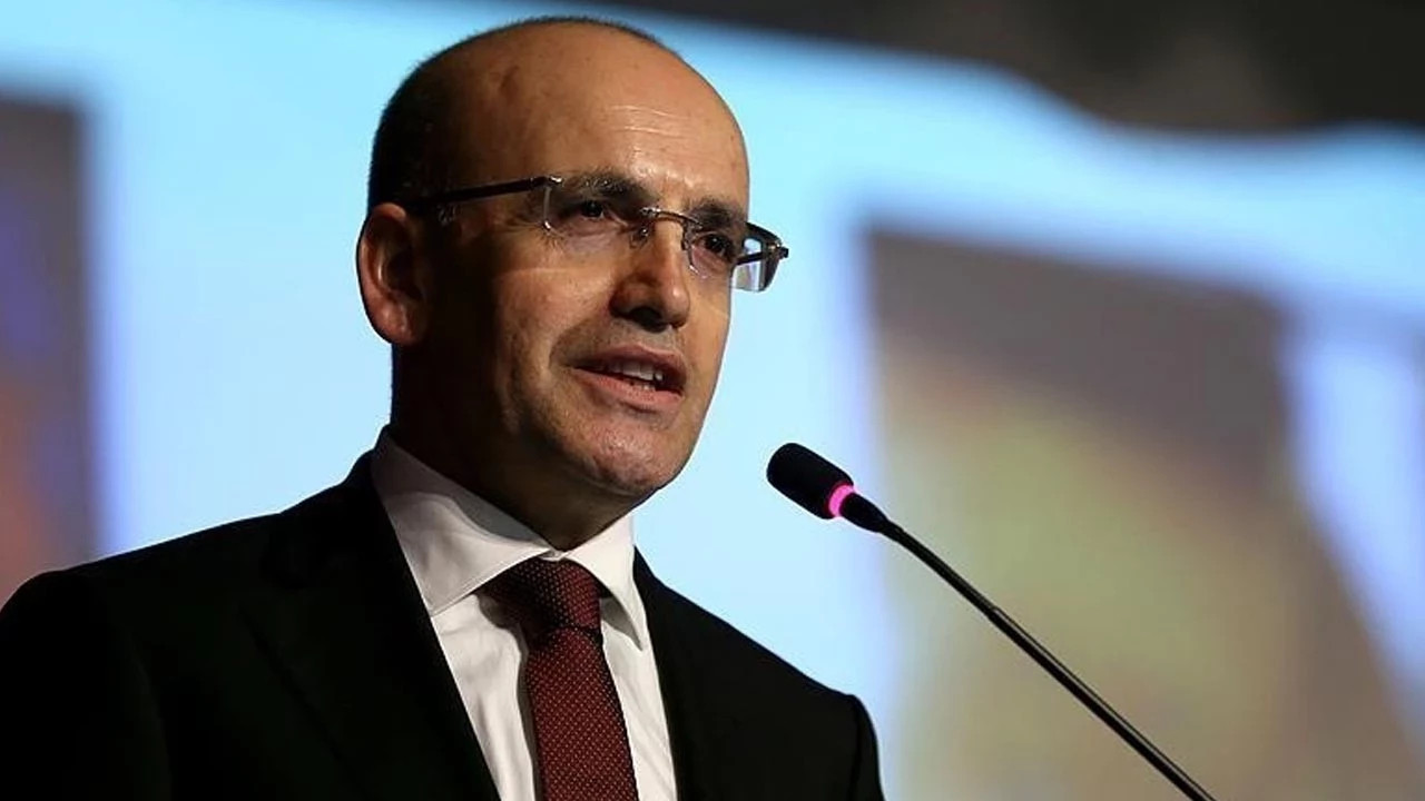 Bakan Şimşek duyurdu: Ekonomide 3 kritik gelişme!