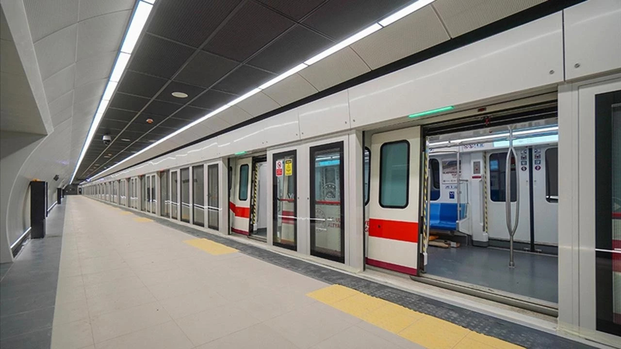 İstanbullular dikkat: O metro hattı 2 gün boyunca hizmet vermeyecek