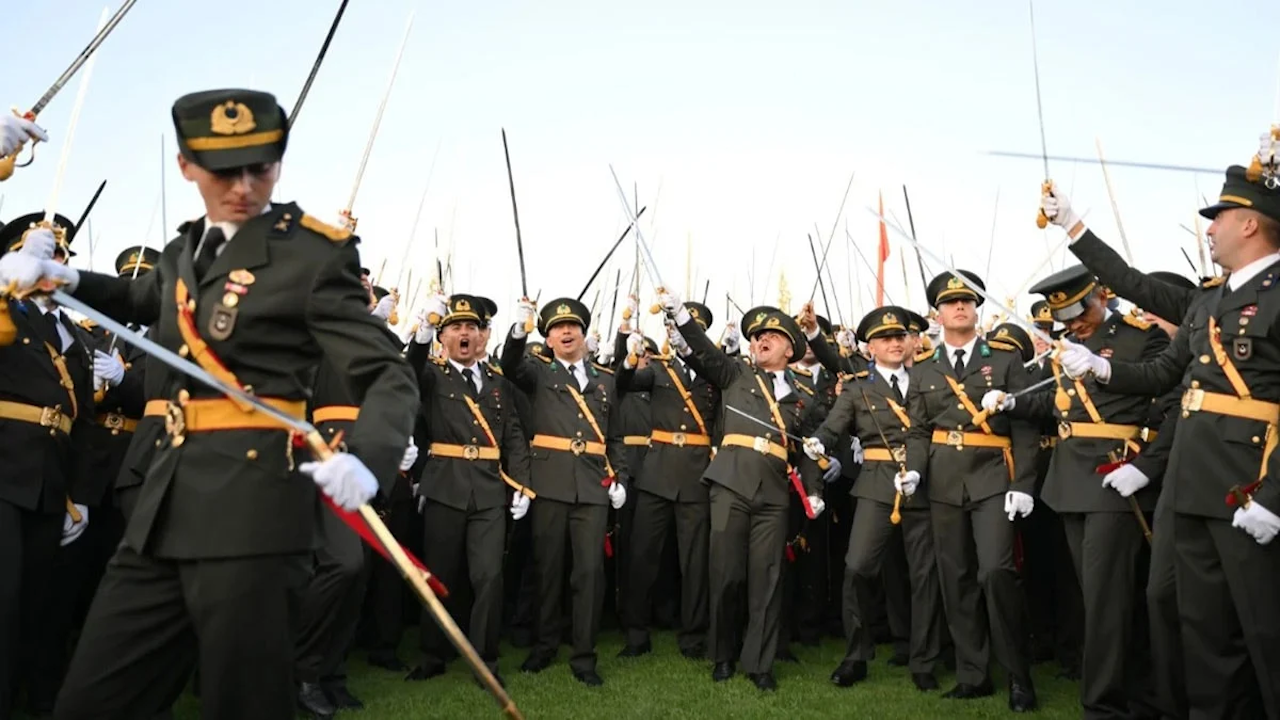 Mahkemeden teğmenler hakkında yeni karar: Fatih Kaya’nın ihraç kararı iptal edildi