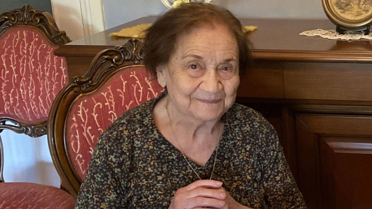 Türk Halk Müziği'nin usta ismi Seha Okuş yaşamını yitirdi