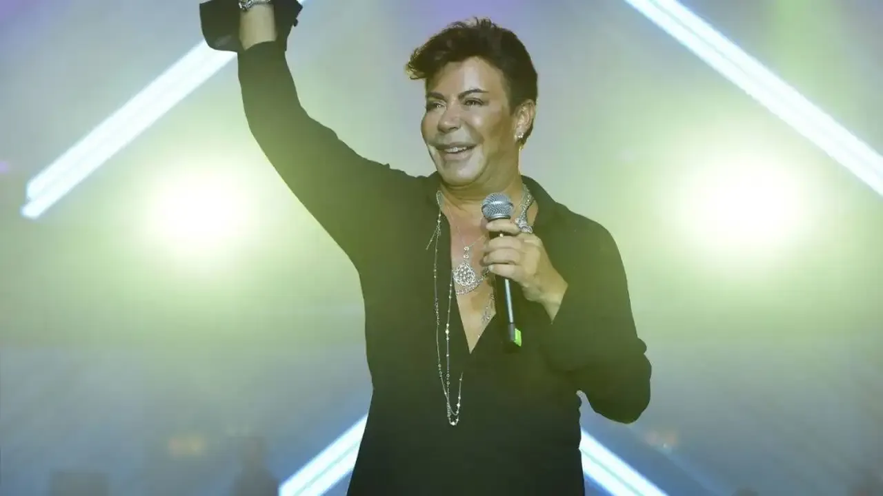 Fatih Ürek, geçirdiği kalp krizi sonrası tedavi gördüğü hastanede hayatını kaybetti