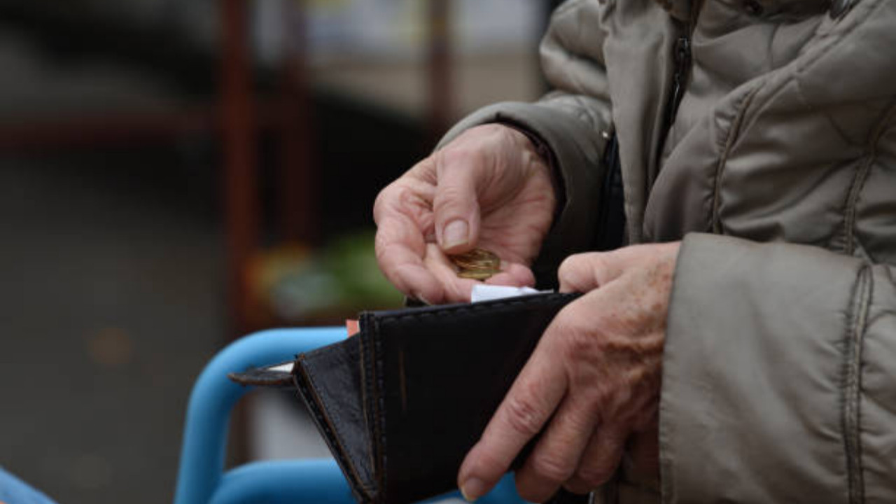 TÜRK-İŞ duyurdu: 2026'nın ilk açlık ve yoksulluk rakamları açıklandı