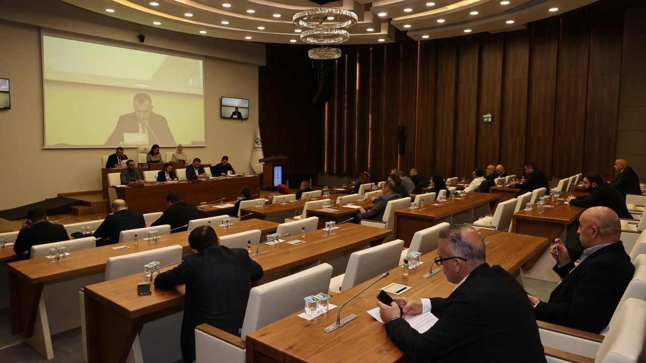 Beykoz Belediye Meclisinde yolsuzluk tartışması: 'Helallik aldınız mı?'