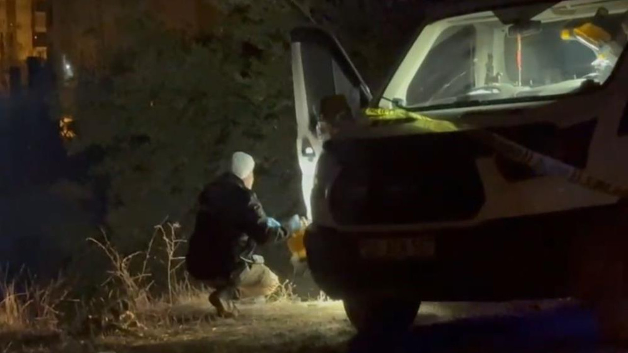 Denizli'de kan donduran sabah: 3 çocuk babası park halindeki araçta bıçaklanmış halde bulundu