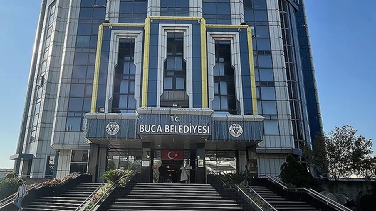 İzmir'de Buca Belediyesi'ne rüşvet operasyonu: 25 gözaltı