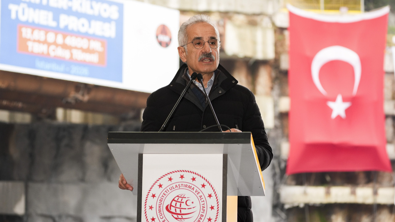 Bakan Uraloğlu duyurdu: 35 dakikalık yol 5 dakikaya düşüyor