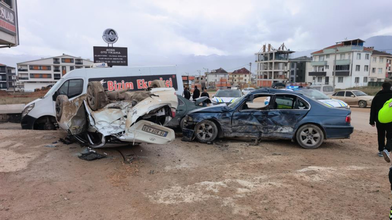 Bursa'da okul çıkışı can pazarı: 14 yaşındaki sürücü dehşet saçtı!