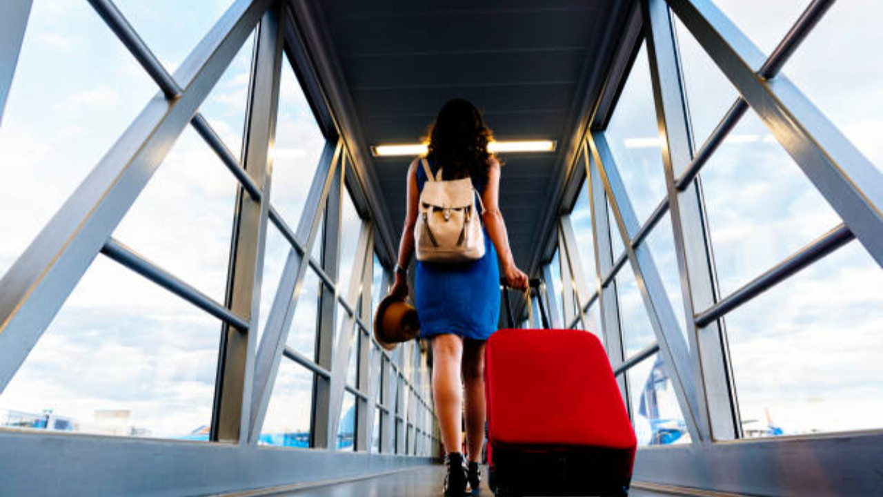 Ajet'ten Sevgililer Günü'ne özel kampanya: Yurt dışı biletlerinde yüzde 50 indirim