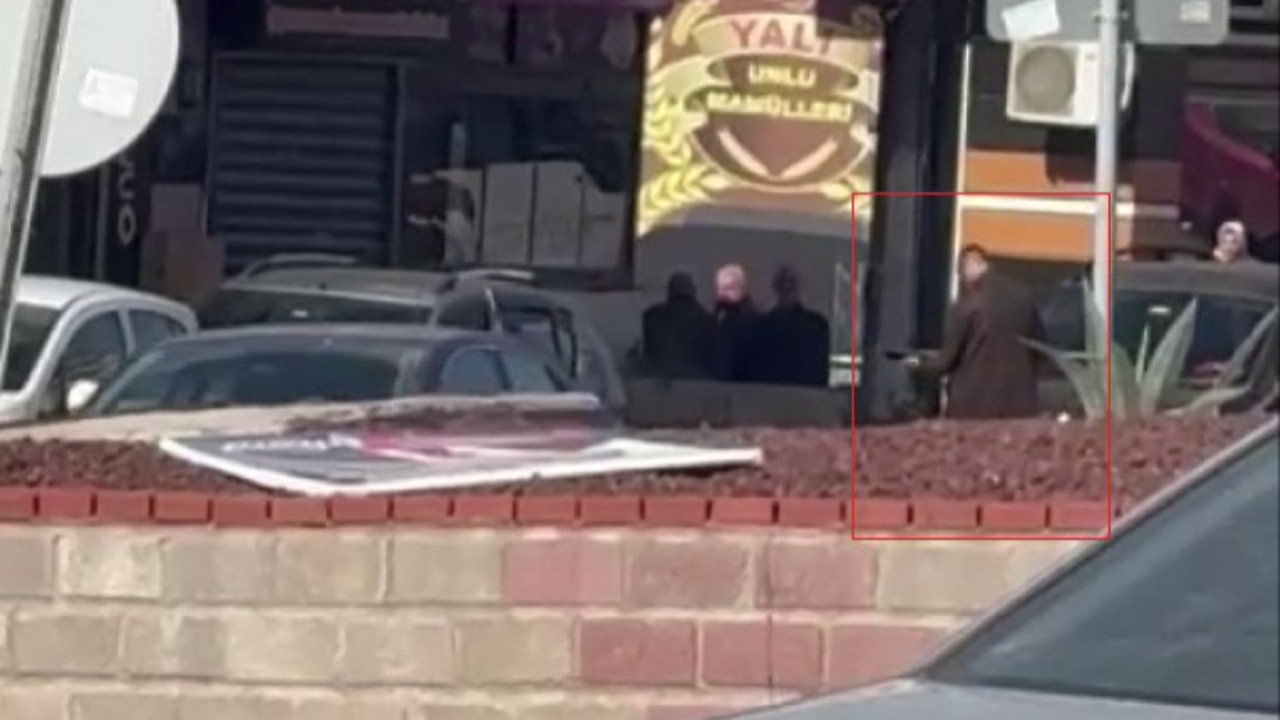 İzmir'de pompalı tüfek dehşeti: Husumetlisinin iş yerini kurşunladı