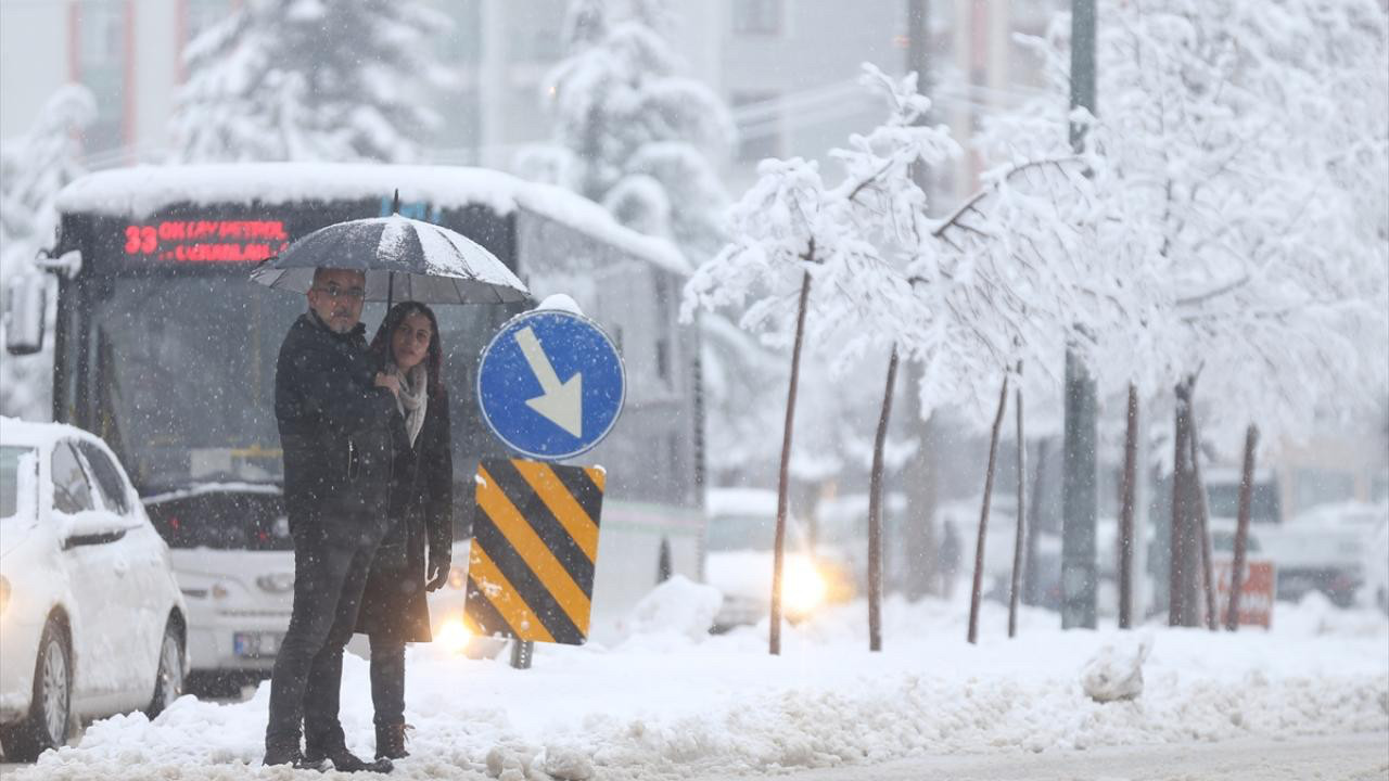 Meteoroloji'den pazar günü uyarısı: 34 şehre kar yağacak