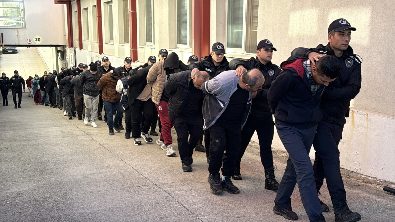 Adana merkezli 10 ilde "sahte reçete" operasyonu: 34 tutuklama