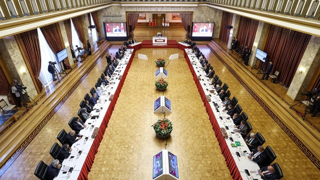 Terörsüz Türkiye raporu komisyonda kabul edildi