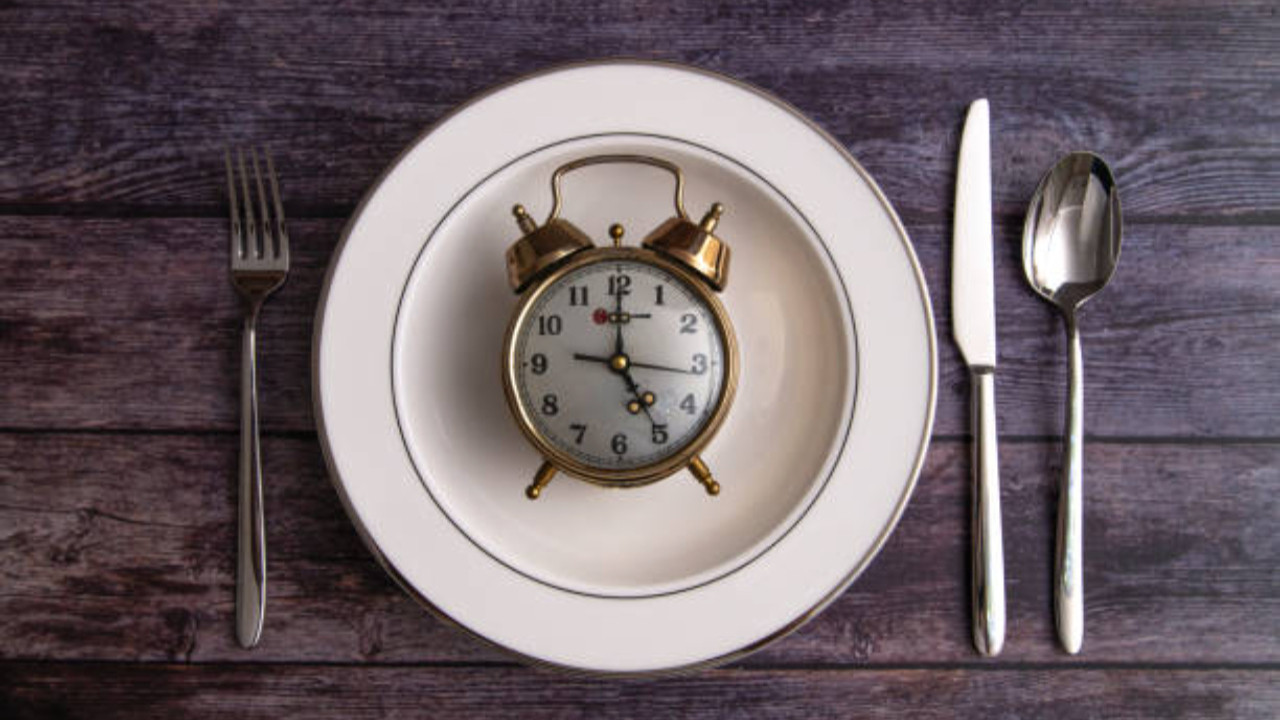 Oruç tutarken vücudumuzda gün gün neler oluyor? Oruç tutmak sağlıklı mı?