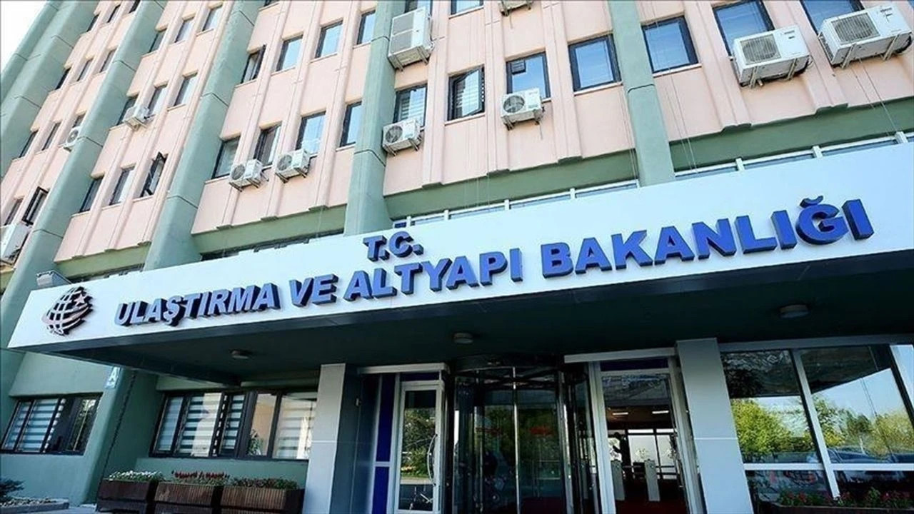 Ulaştırma ve Altyapı Bakanlığı 30 sürekli işçi alacak
