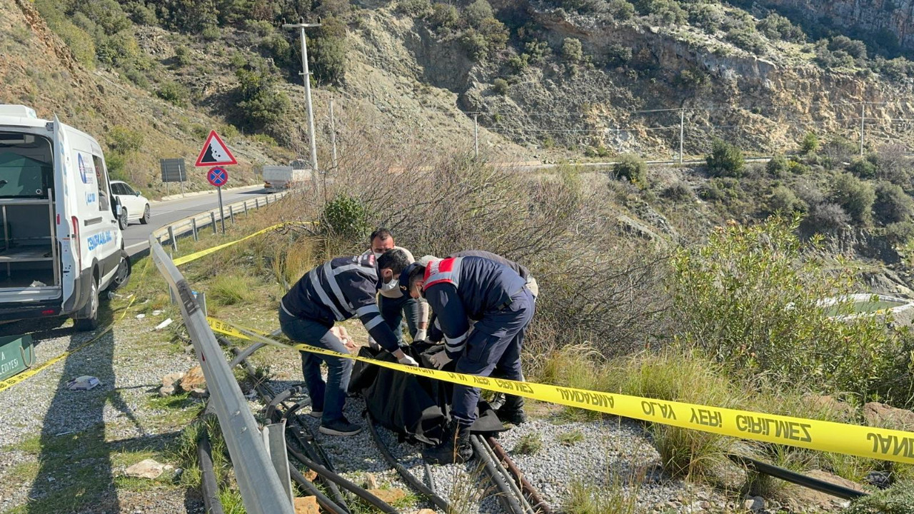Yol kenarında cansız bedeni bulunmuştu: Eşi ve oğlu tutuklandı
