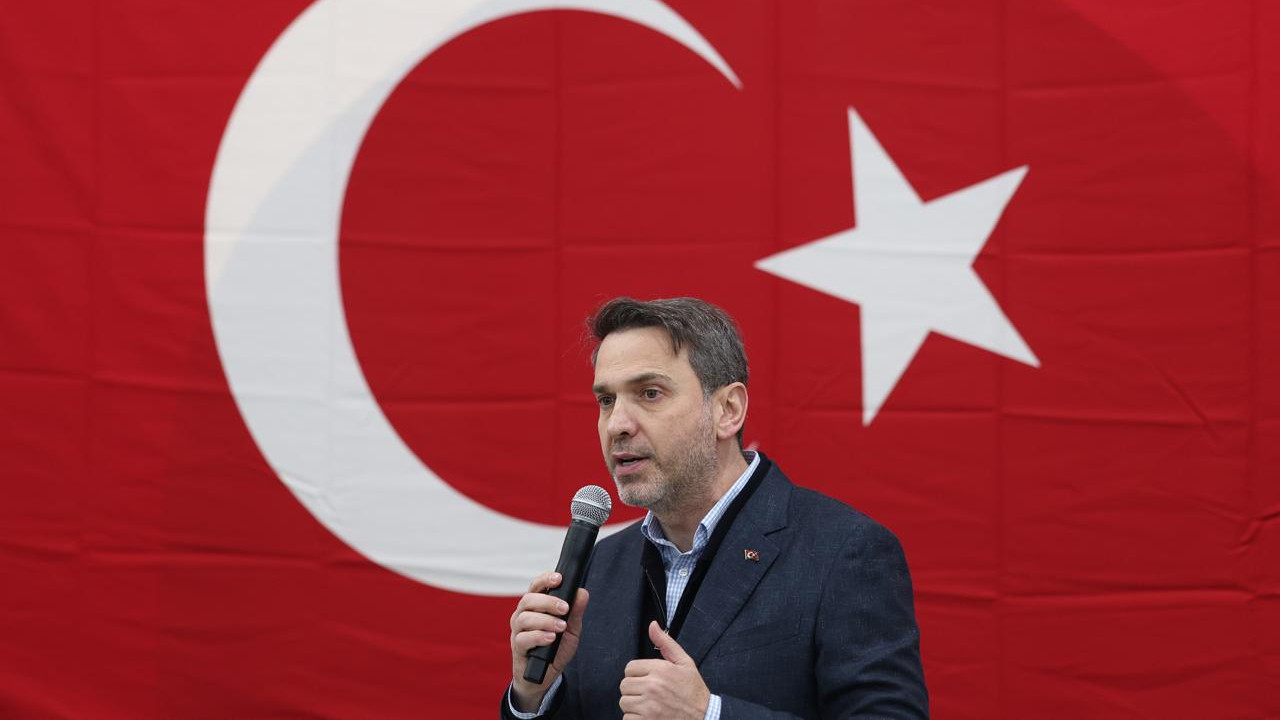 Doğal gaz ve elektrikte yeni dönem: Bakan Bayraktar'dan nakdi destek açıklaması