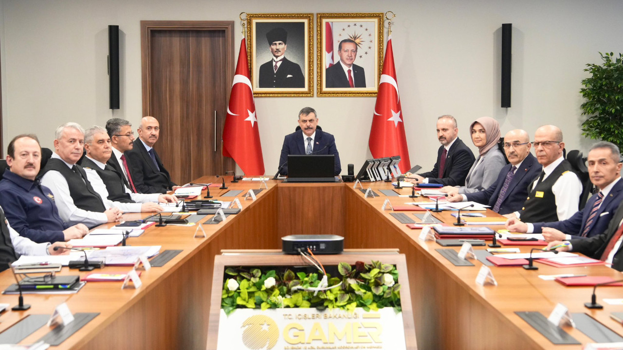 İçişleri Bakanlığı'nda sınır güvenliği toplantısı: Tüm birimler teyakkuz halinde