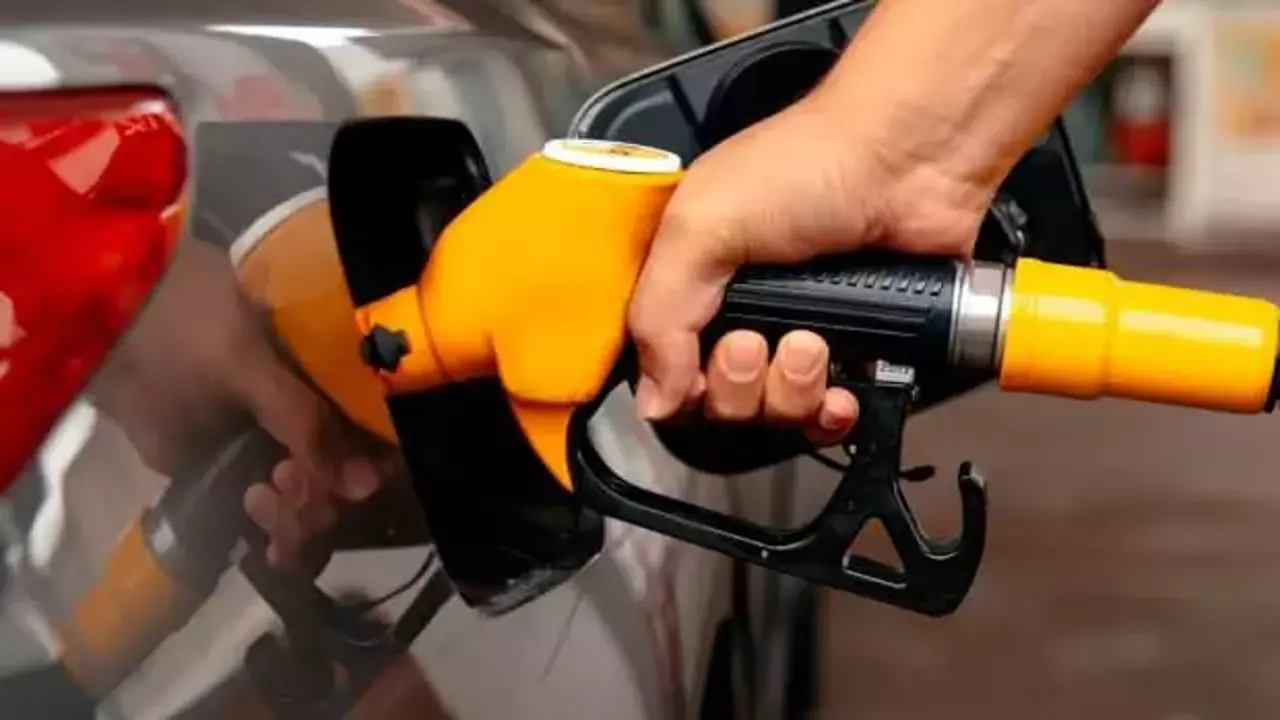 2 Mart Pazartesi akaryakıt fiyatları: Benzin, motorin ve LPG bugün ne kadar oldu?